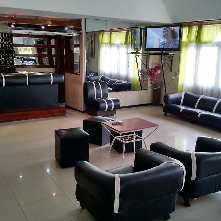 Hotel Hebron Termas de Río Hondo Екстериор снимка