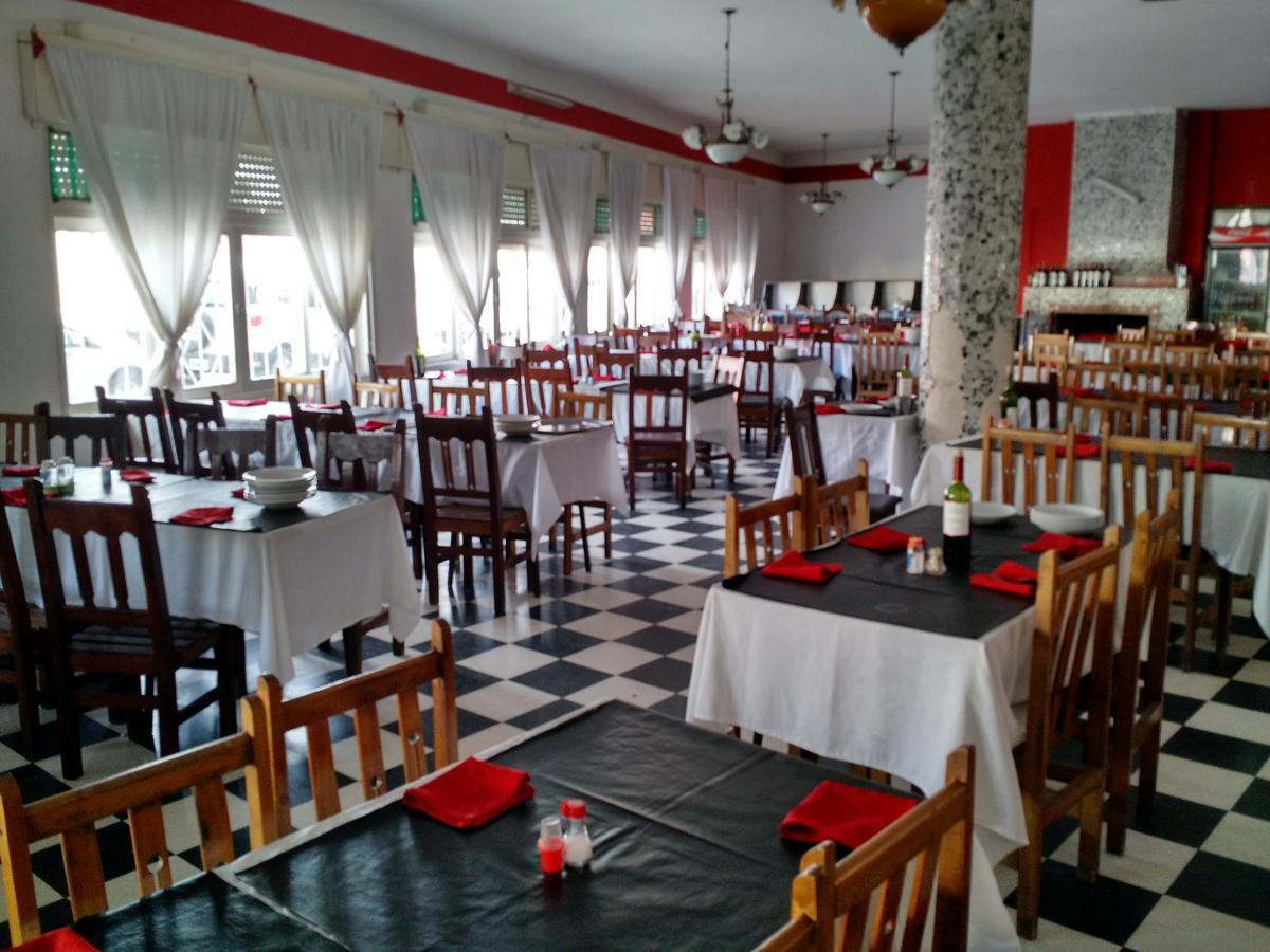 Hotel Hebron Termas de Río Hondo Екстериор снимка