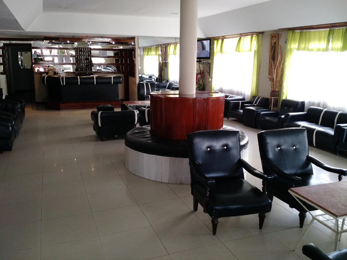 Hotel Hebron Termas de Río Hondo Екстериор снимка